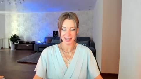 Mia online show from July 7, 2026, 6:47 am