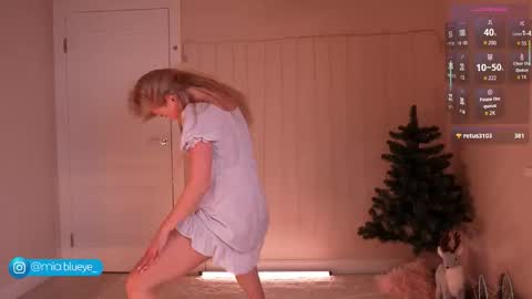 Snapshot of miablueye chatting on February 7, 2026, 3:27 pm miablueye online show from February 7, 2026, 3:27 pm