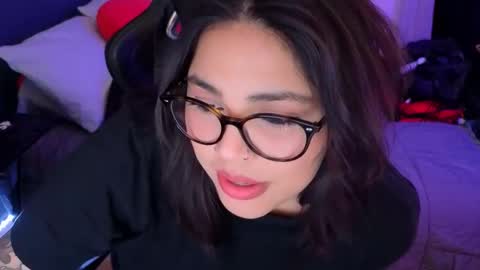 Mia online show from February 24, 2026, 1:36 am