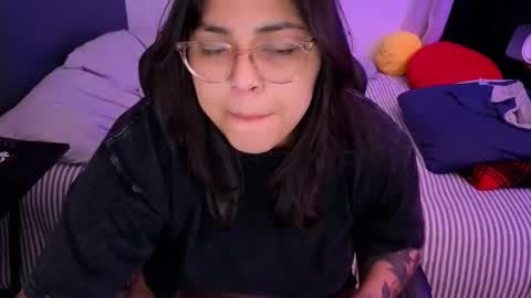 Snapshot of miacanela_xo chatting on March 25, 2026, 2:50 am Mia online show from March 25, 2026, 2:50 am