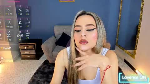 MiaCarper online show from February 11, 2025, 8:52 pm