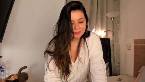 IG Yojanagomez  online show from January 6, 2025, 6:58 am