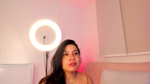 IG Yojanagomez  online show from February 20, 2026, 1:24 am