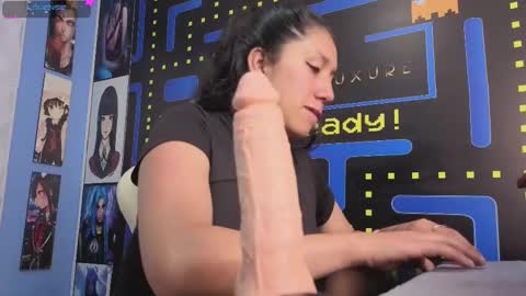 Snapshot of miafix chatting on October 8, 2025, 2:47 pm Mia Carter  Schedule 800 - 1430 gtm-5 online show from October 8, 2025, 2:47 pm