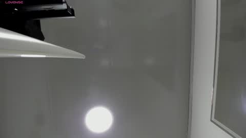 Miah Collins online show from March 12, 2025, 11:20 am