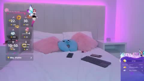 Mia online show from May 19, 2026, 5:30 pm