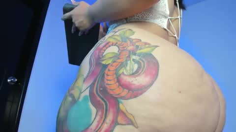 miah new independent model acount online show from January 14, 2026, 2:06 am