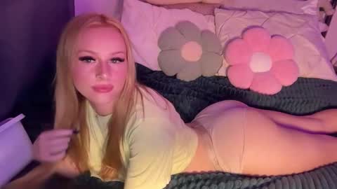 Mia Harper online show from October 29, 2025, 8:21 pm