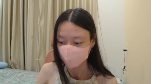 miahchan68 online show from January 5, 2026, 5:27 pm