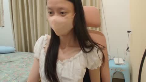 miahchan68 online show from March 10, 2026, 1:38 pm