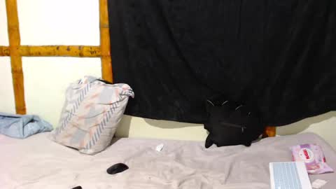 Mia  Sam online show from September 22, 2025, 3:08 am