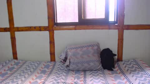 Mia  Sam online show from September 24, 2025, 6:33 pm