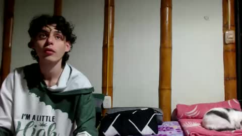 Mia  Sam online show from April 5, 2026, 8:50 pm