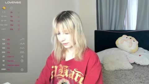 miakimiko online show from May 22, 2026, 1:24 am