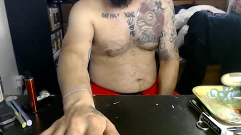 Snapshot of miaking chatting on December 14, 2025, 12:10 pm Mark online show from December 14, 2025, 12:10 pm