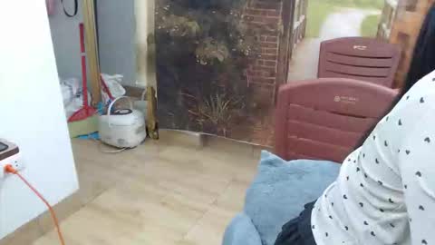 Snapshot of mialala205221 chatting on October 29, 2025, 3:42 am Mia online show from October 29, 2025, 3:42 am