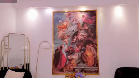 Snapshot of mialaurence_ chatting on May 19, 2026, 6:47 pm Call me Mia online show from May 19, 2026, 6:47 pm