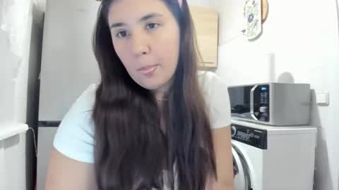 Snapshot of miamarrone chatting on November 11, 2025, 6:30 pm MiaMarrone online show from November 11, 2025, 6:30 pm