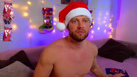 Snapshot of miamax88 chatting on December 28, 2024, 7:22 am BestMarriedCouple online show from December 28, 2024, 7:22 am