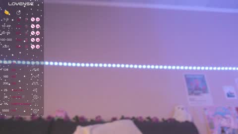 Mia online show from January 28, 2025, 2:53 pm