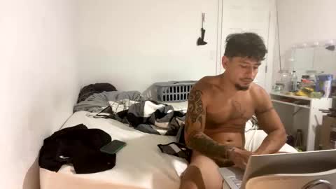 miamiclos1 online show from February 28, 2026, 2:29 pm