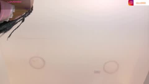 Mia  online show from March 6, 2025, 3:35 pm