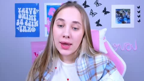 Snapshot of miamilas chatting on December 16, 2024, 4:23 am miamilas online show from December 16, 2024, 4:23 am