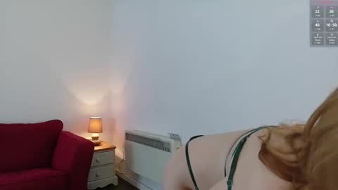 miamoon123 online show from November 13, 2025, 1:10 pm