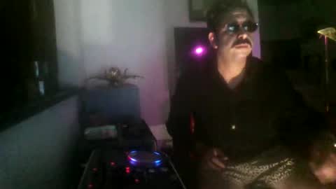 Snapshot of miandben chatting on November 12, 2025, 2:01 am Mia Ben online show from November 12, 2025, 2:01 am