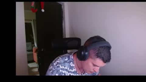 miaou_miaou online show from April 6, 2026, 11:38 pm