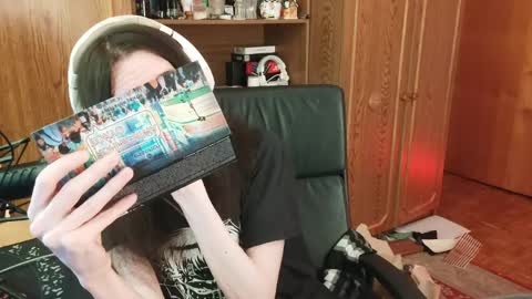 Kristien online show from March 28, 2026, 8:19 pm