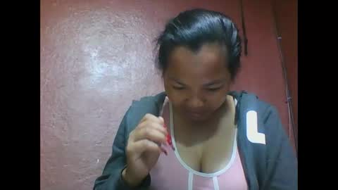 miarii online show from September 9, 2025, 4:56 am