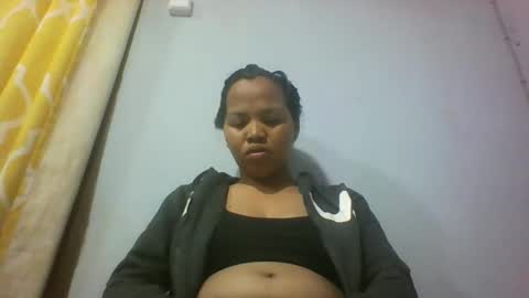 miarii online show from September 25, 2025, 9:35 am