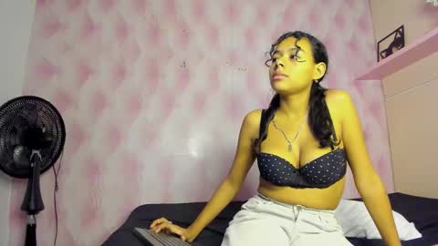 MIA  online show from November 29, 2025, 12:08 pm