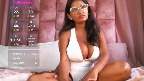 miasaandovaal 22 online show from February 28, 2025, 8:28 pm