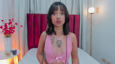 MiaValente online show from January 10, 2025, 9:31 pm