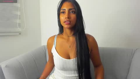 Mia Velvet  online show from December 2, 2025, 5:46 am