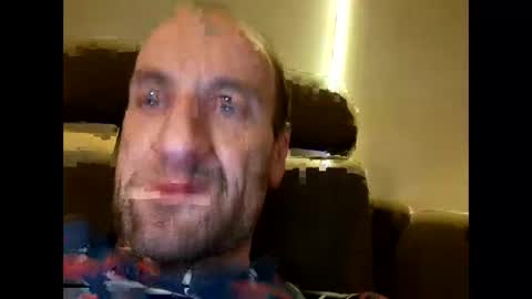 Snapshot of miball chatting on December 3, 2024, 7:55 pm miball online show from December 3, 2024, 7:55 pm