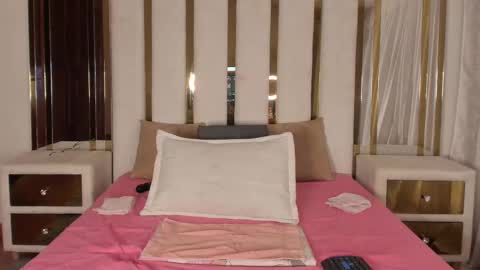 Snapshot of micaelahott_ chatting on January 18, 2025, 4:59 am micaelahott_ online show from January 18, 2025, 4:59 am