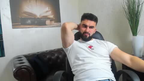 MicahLane online show from October 24, 2025, 5:15 am