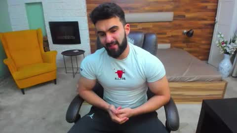 MicahLane online show from December 18, 2025, 5:02 am