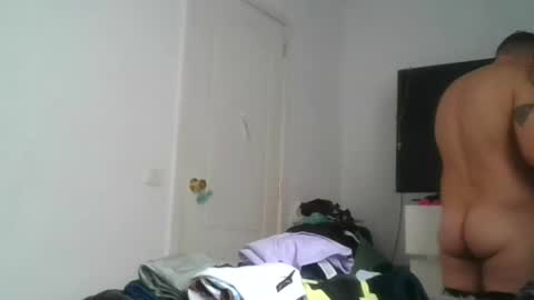 MILO MIAMI online show from June 18, 2026, 4:33 pm