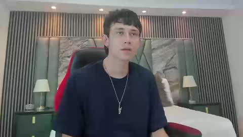 Michael online show from September 19, 2025, 8:42 pm