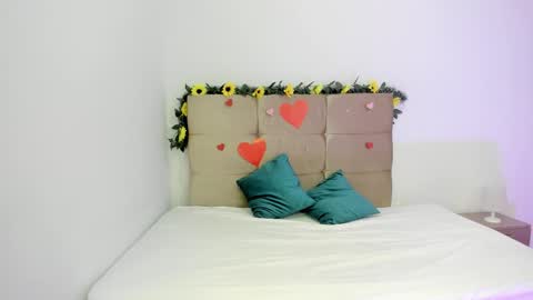 Micky and Sharon online show from February 28, 2025, 2:09 am