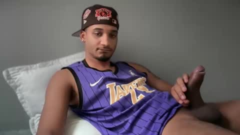 Snapshot of michael_jordanx chatting on February 5, 2025, 6:15 pm Angel online show from February 5, 2025, 6:15 pm