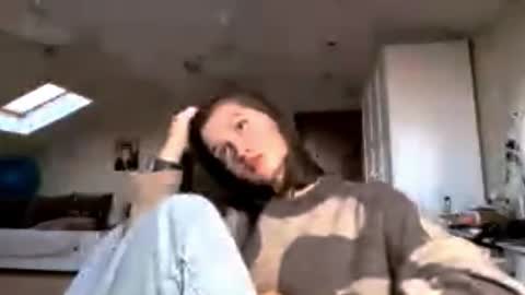 Emily online show from October 12, 2025, 2:16 pm