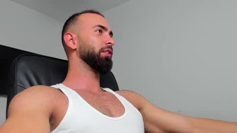 MichaelEvansx online show from December 23, 2024, 10:23 pm