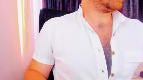 Snapshot of michaelhawtin chatting on January 15, 2025, 10:46 pm Michael  Contenido explcito online show from January 15, 2025, 10:46 pm