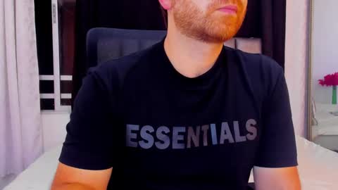 Snapshot of michaelhawtin chatting on February 4, 2025, 2:49 am Michael  Contenido explcito online show from February 4, 2025, 2:49 am