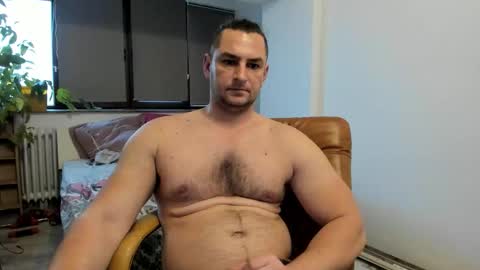 michaelragnar90 online show from November 28, 2025, 1:25 pm